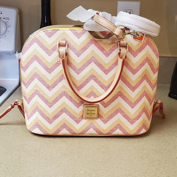 Dooney & Bourke Handbags - Authentic New With Tags Dooney & Bourke purse